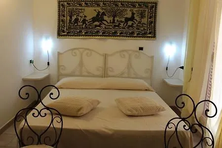 Apartment Due Passi Dal Mare A Sabba E Sa Pedra *